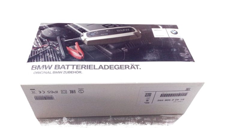 Chargeur de batterie BMW officiel compatible Lithium