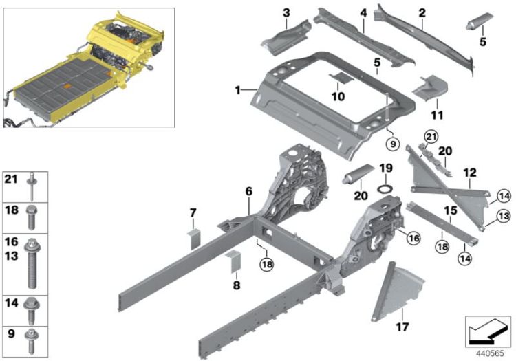 Floor panel trunk/wheel housing rear ->